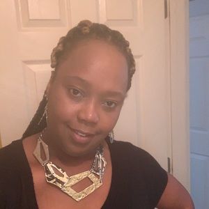 Meet your Posher, Bridgette